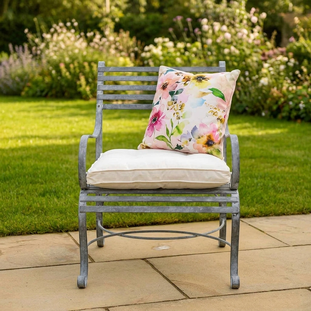 Casual Chair for Relaxed Seating, photo 1