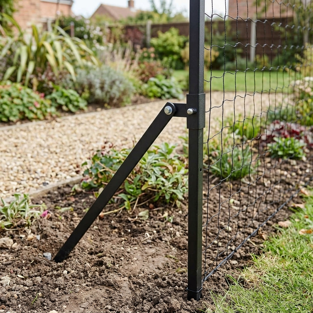 Fencing Braces for Extra Support in Soft Soils, photo 1