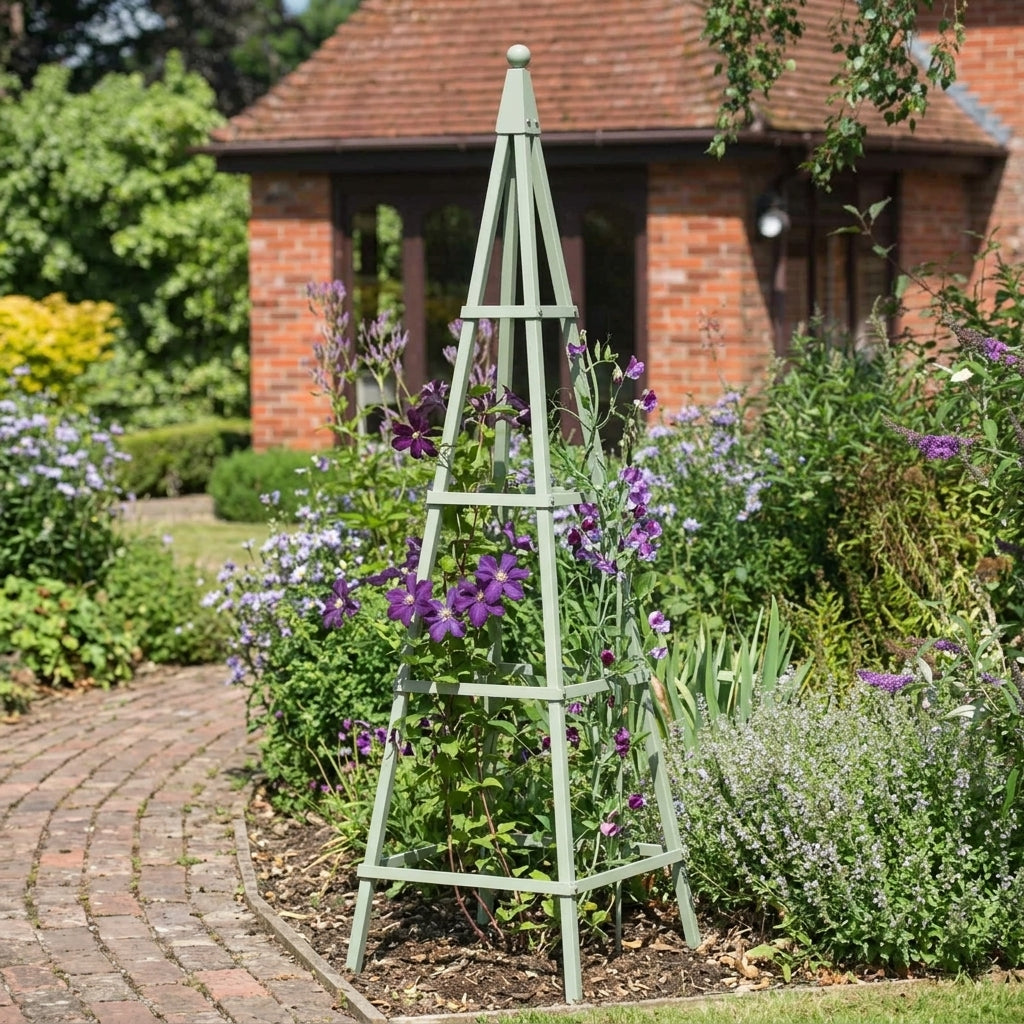 2.1m Steel Pyramid Obelisk - Lichen Green, photo 1