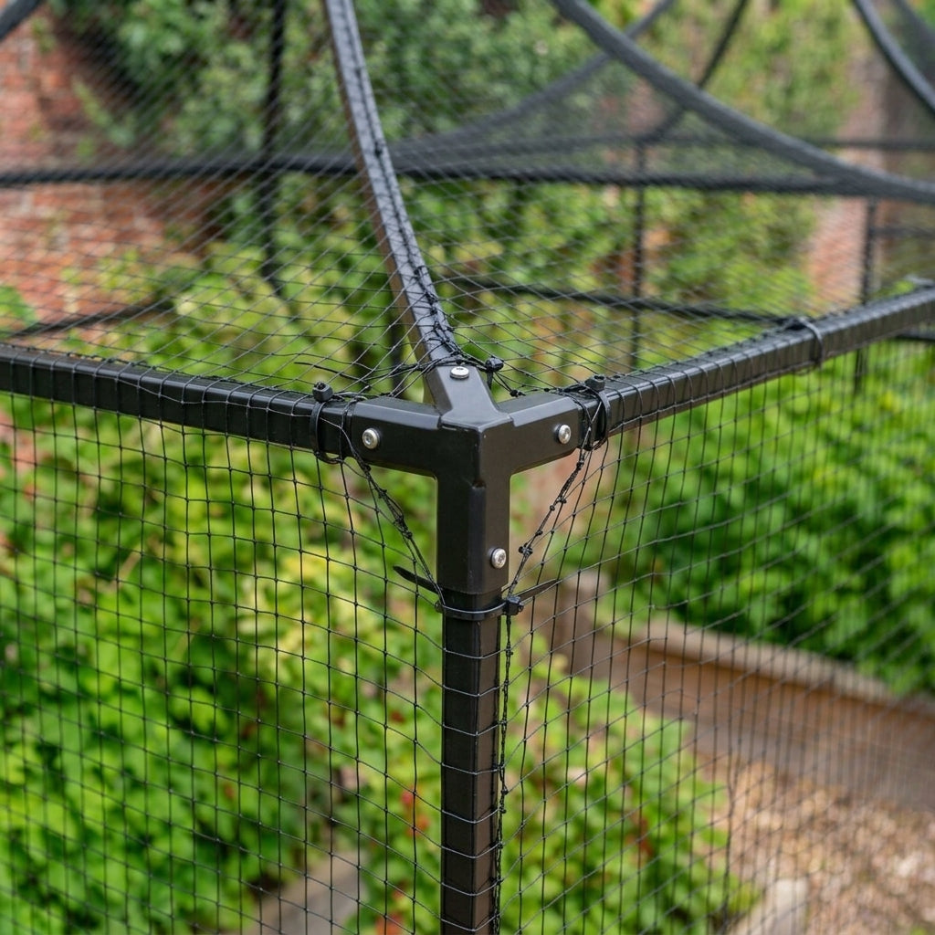 Walk-In Steel Fruit Cage with Peak Roof, photo 2