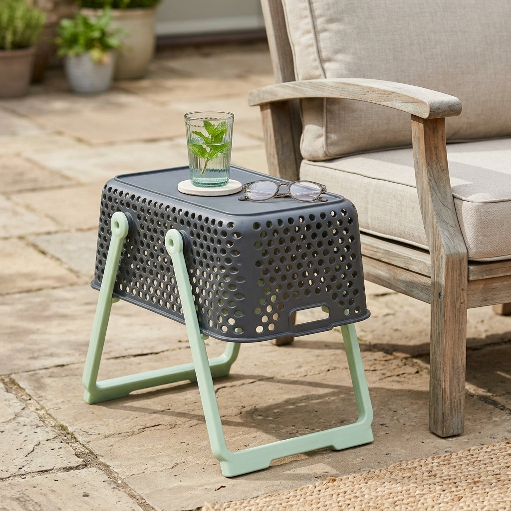 Garden Harvest Basket with Fold-Out Legs, photo 1