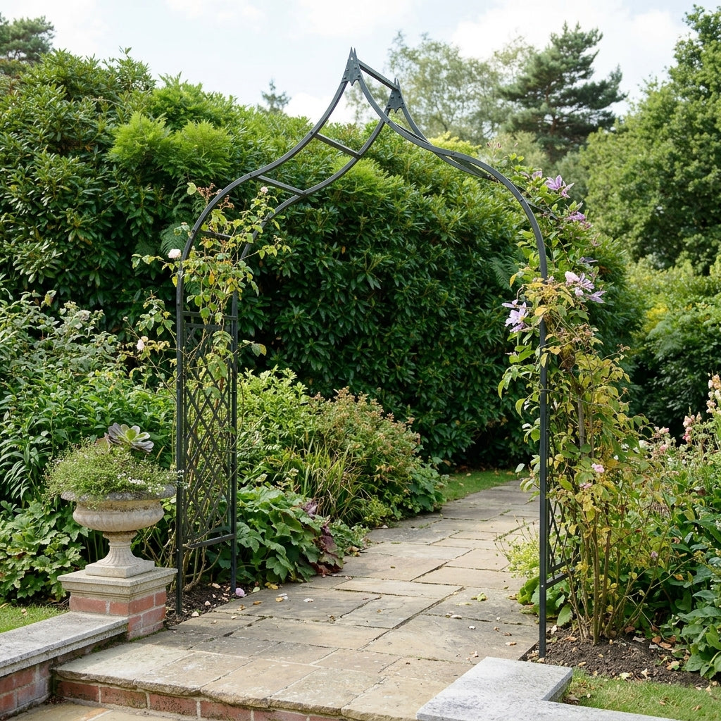 Ogee Half Lattice Garden Arch, photo 1