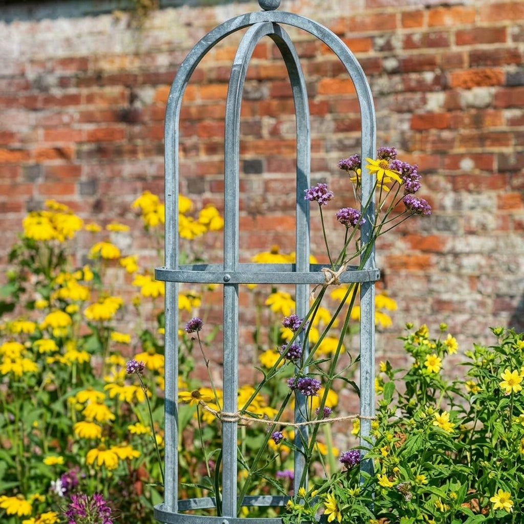 Round Steel Obelisk, photo 2